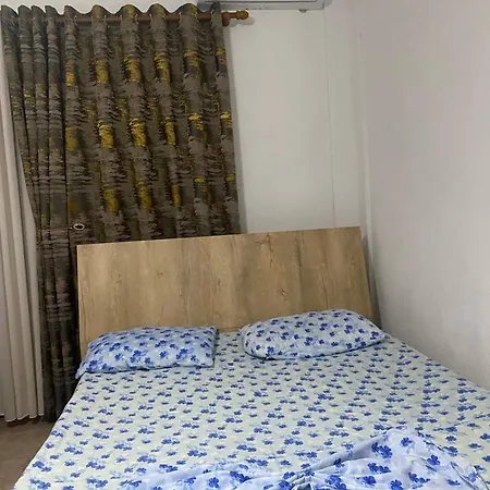 Ajsi Apartament Durrës